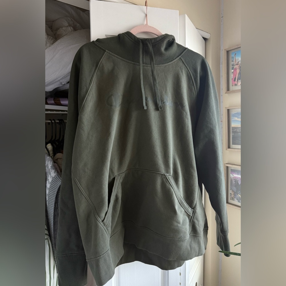 Champion Sweatshirt